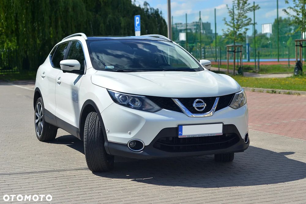 Nissan Qashqai 1.6 DIG-T Tekna - 1