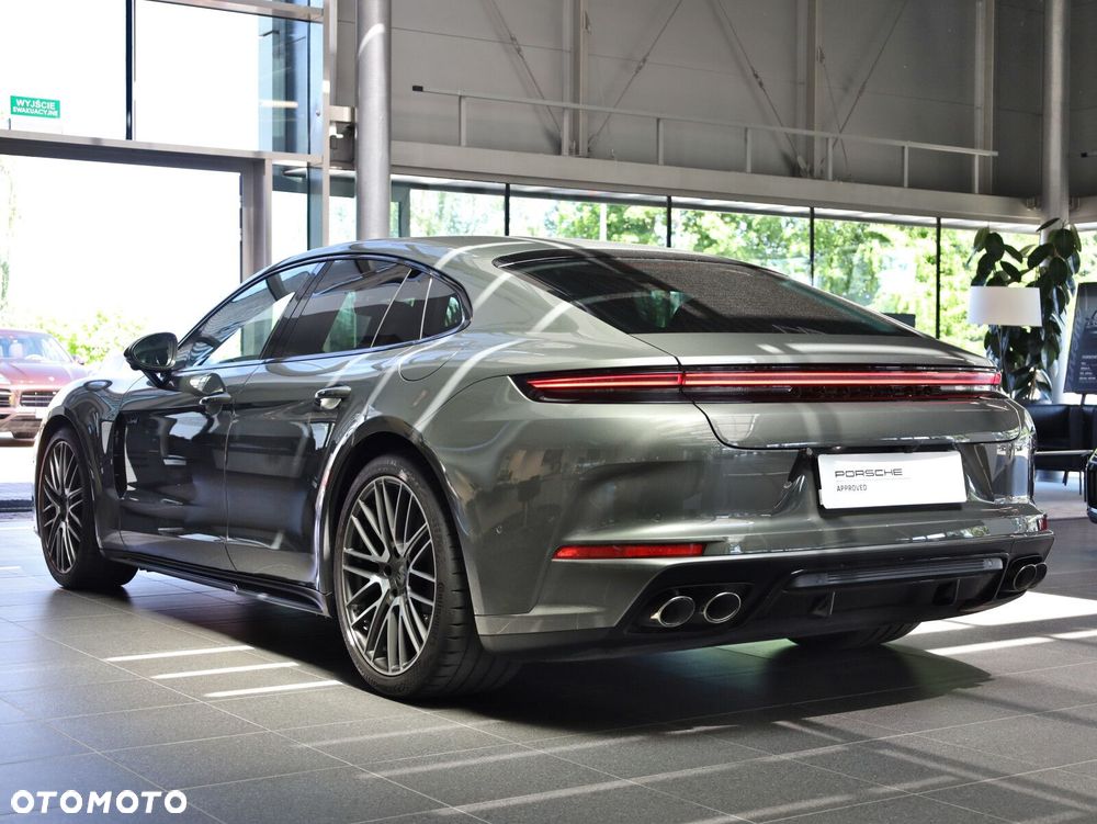 Porsche Panamera - 6