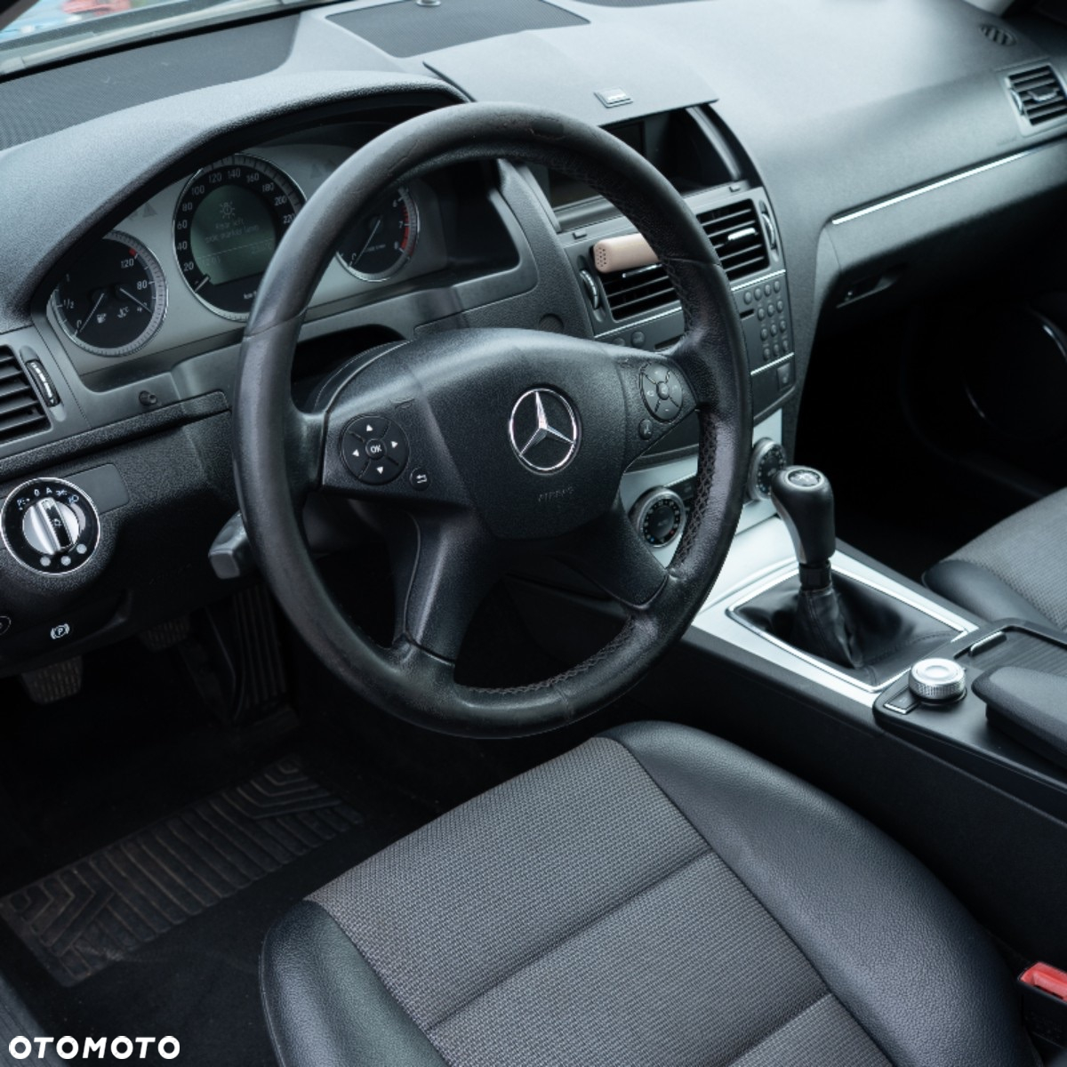 Mercedes-Benz Klasa C 200 T Kompressor Avantgarde - 5