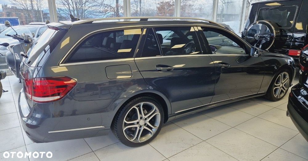 Mercedes-Benz Klasa E - 8