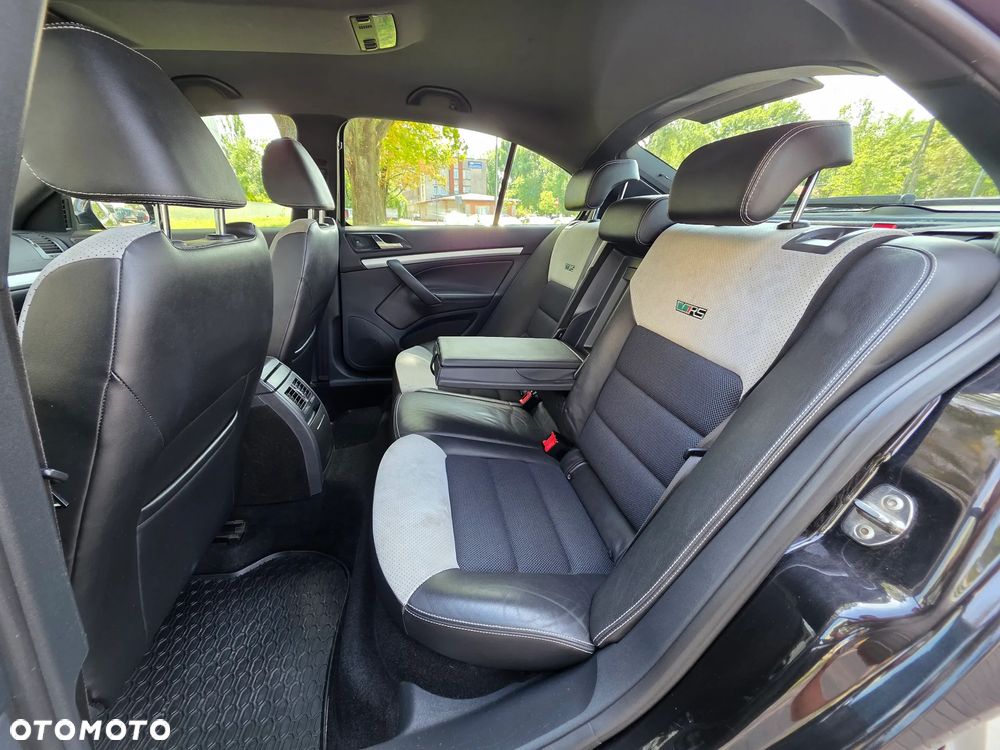 Skoda Octavia 2.0 TSI RS - 23