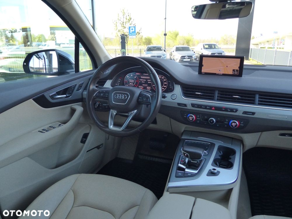 Audi Q7 - 18