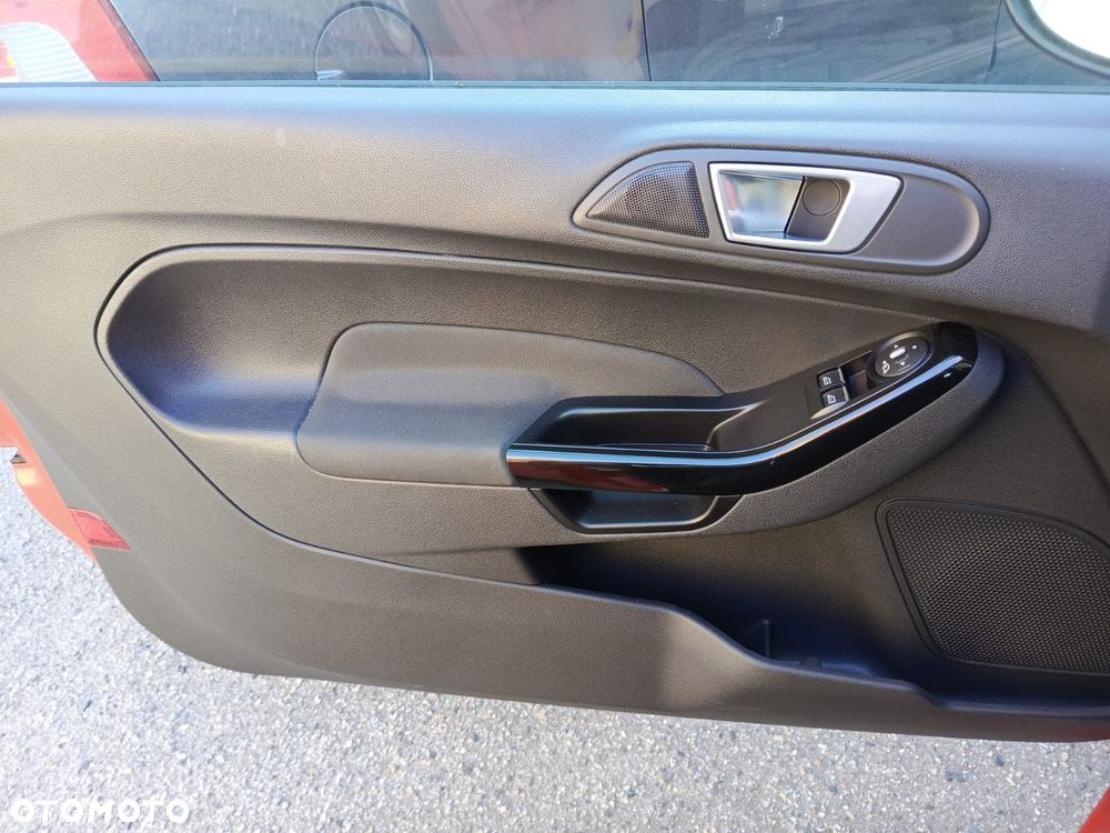 Ford Fiesta - 13