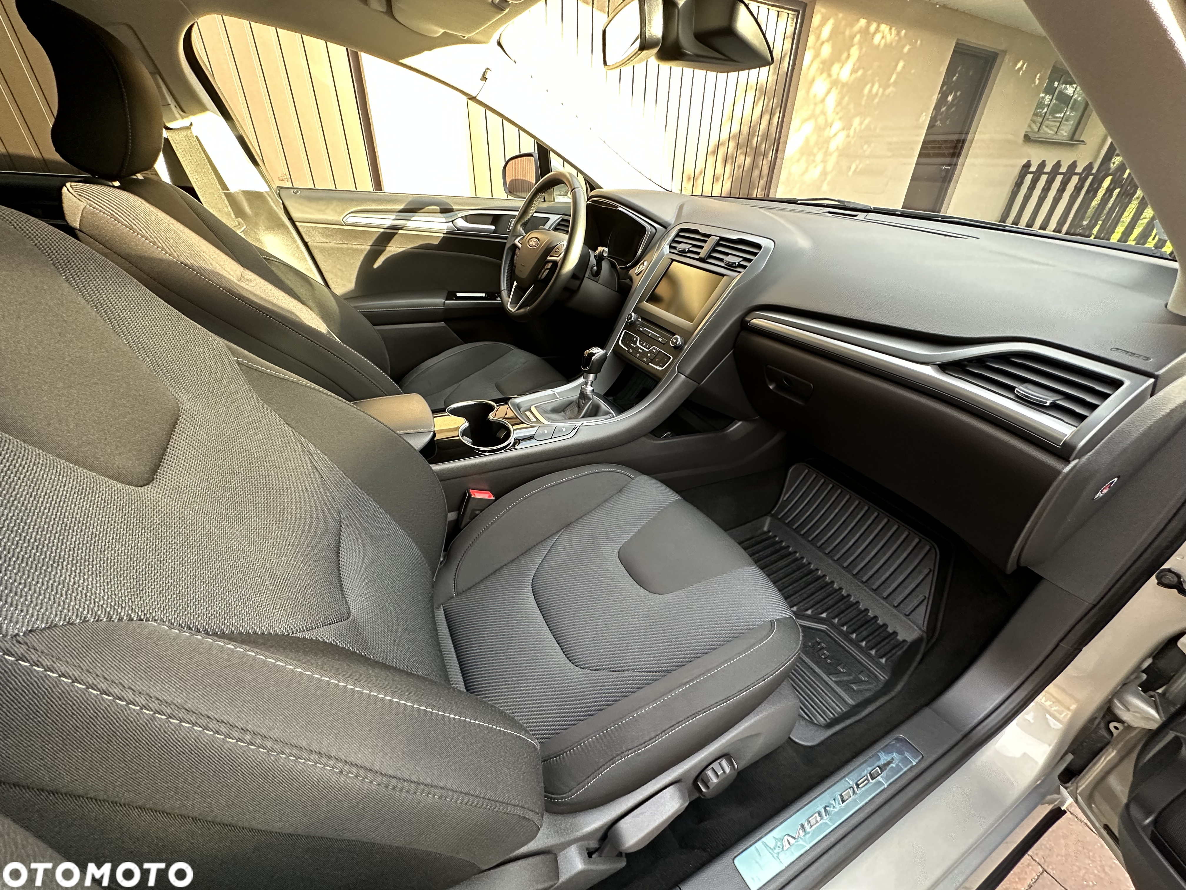 Ford Mondeo 1.5 EcoBoost Titanium - 9