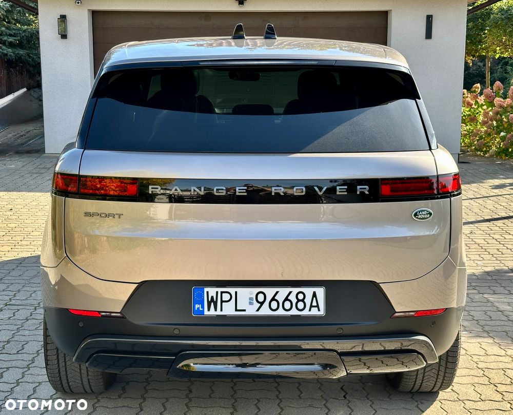 Land Rover Range Rover Sport - 11