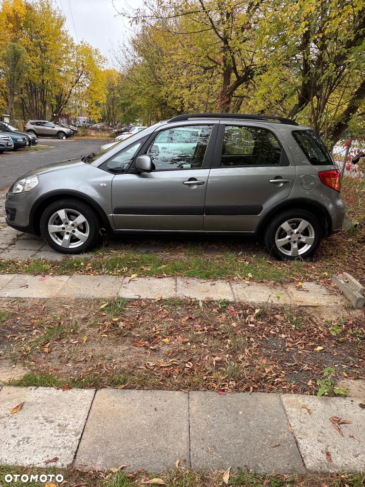 Suzuki SX4 1.6 Comfort - 2