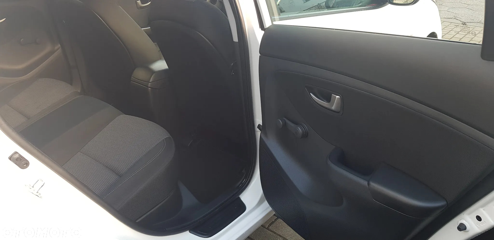 Hyundai i30 - 12