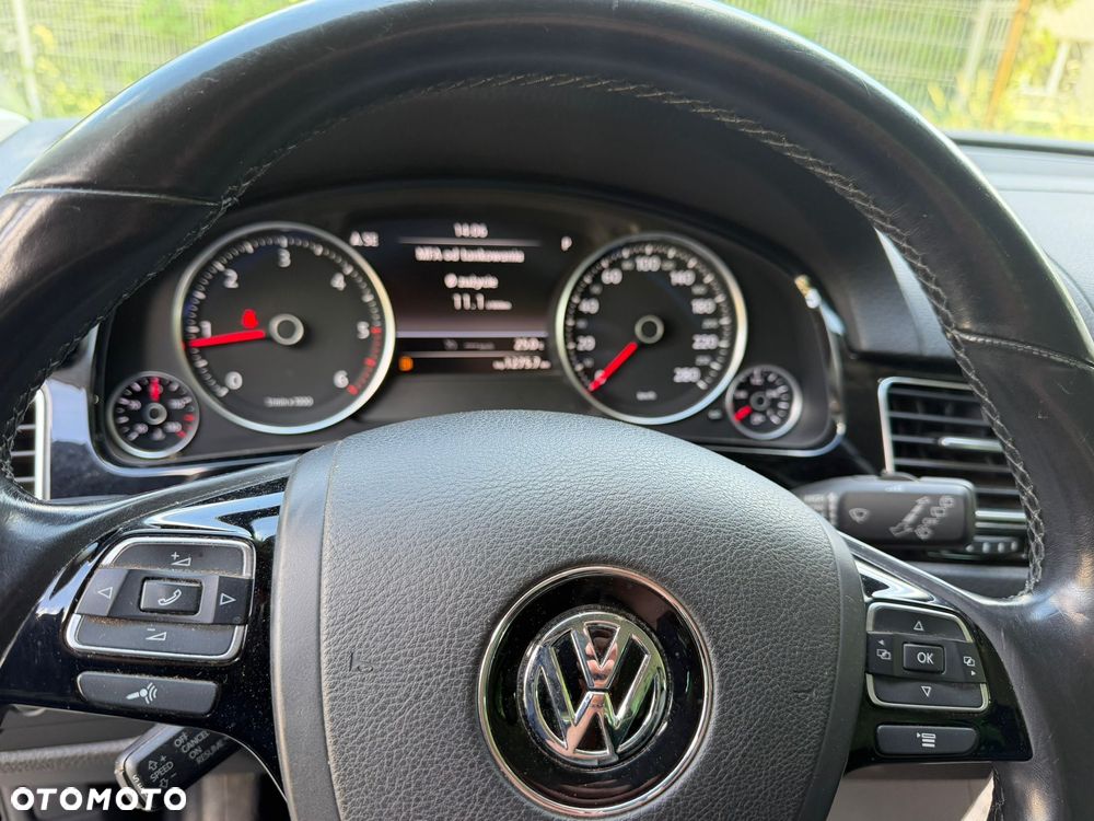 Volkswagen Touareg - 13