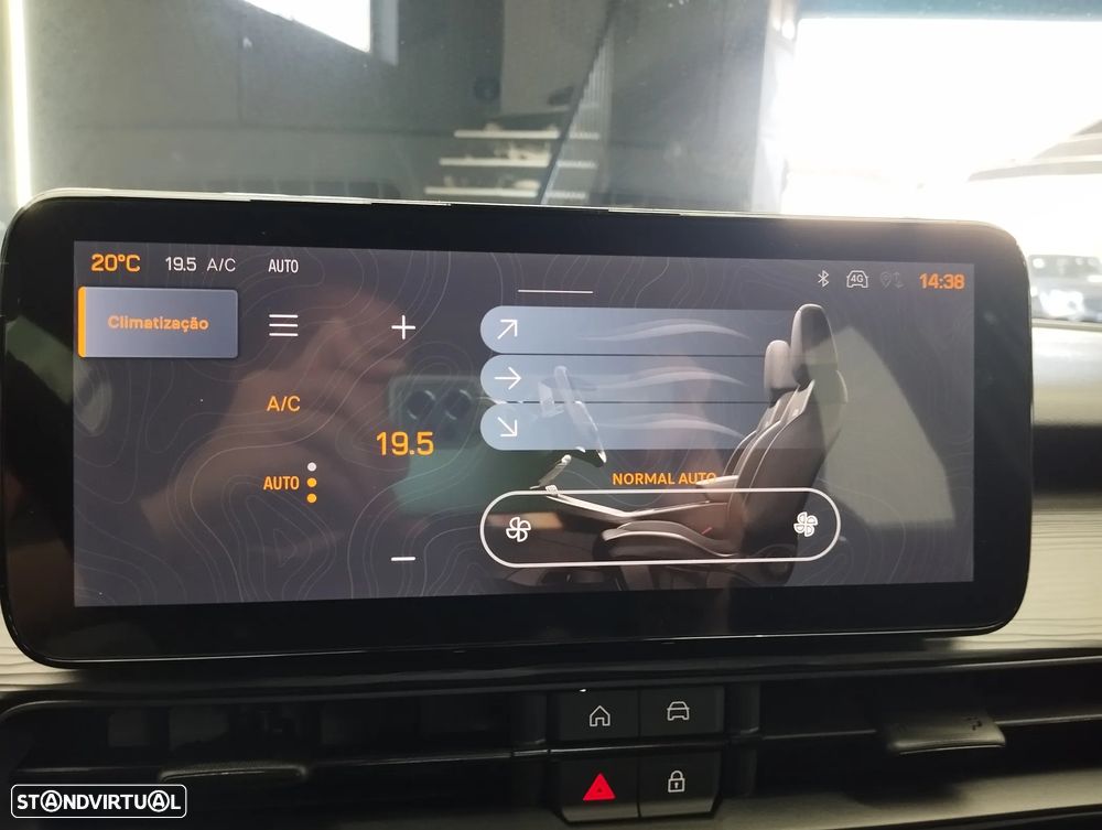 Jeep Avenger 1.2 GSE T3 Altitude - 25