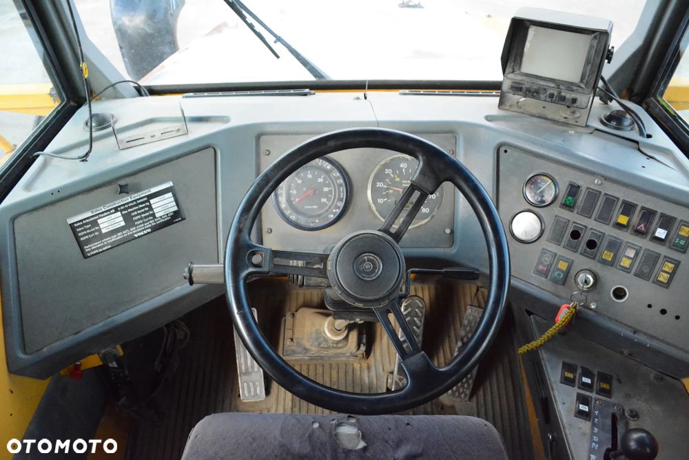Volvo A40 / 1996r / 13283h / Klimatyzacja / Opony 95% / Bardzo dobry stan - 24