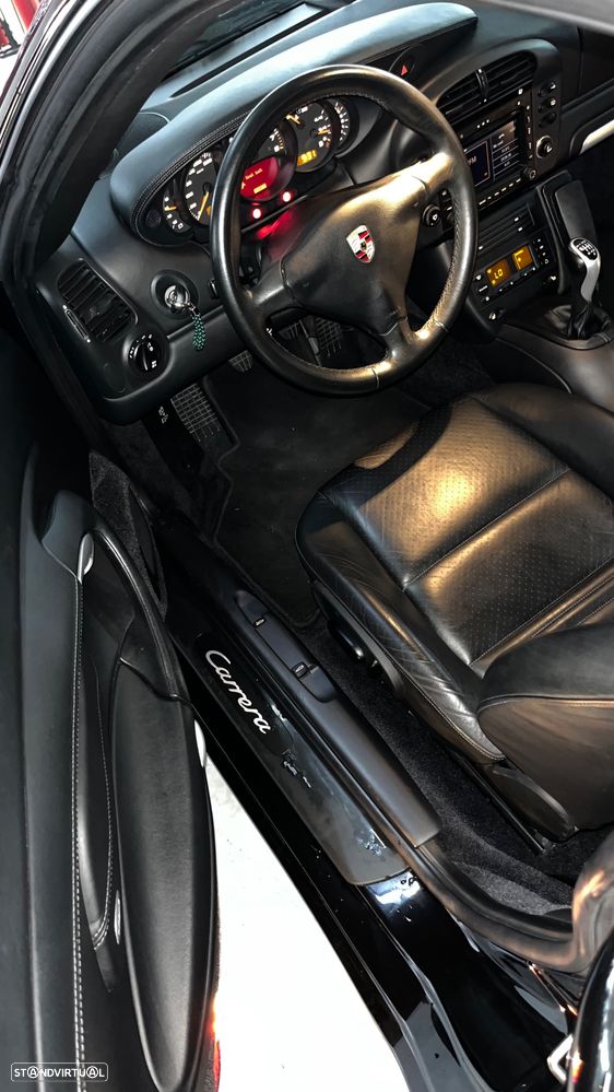 Porsche 911 (996) Carrera - 10