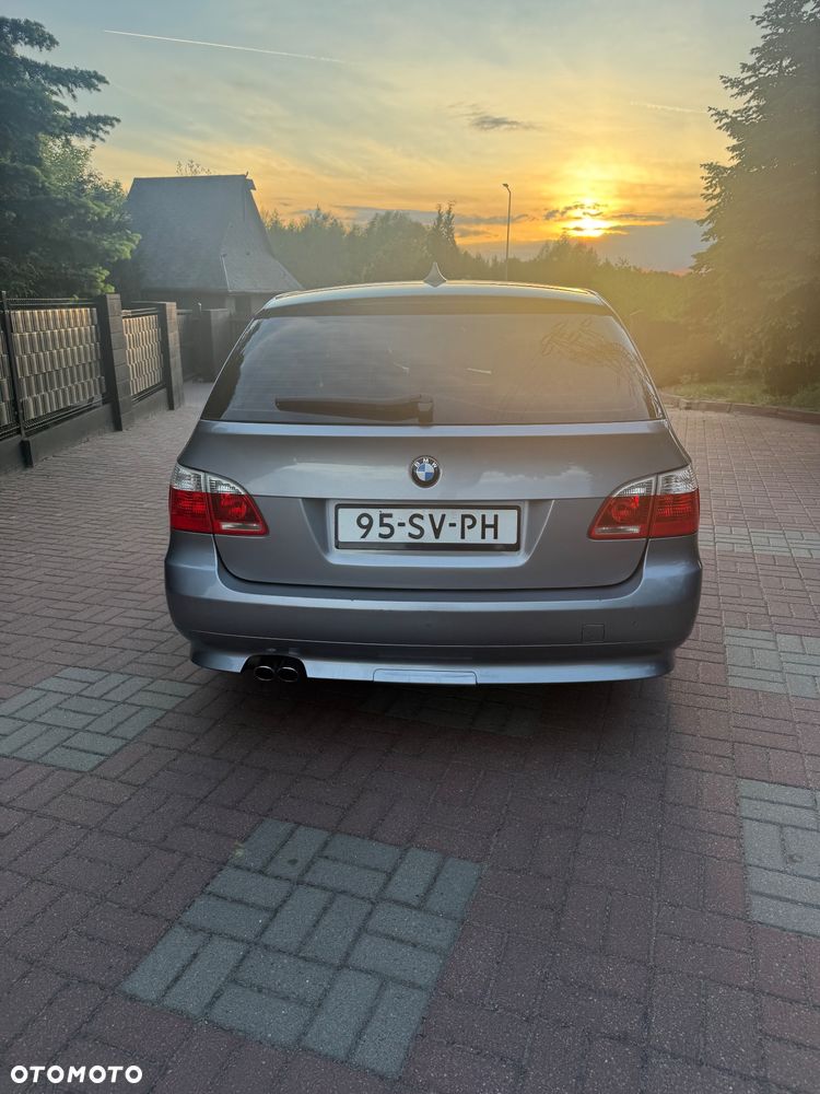 BMW Seria 5 525d - 7