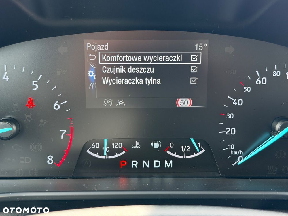 Ford Focus 1.0 EcoBoost Titanium - 27