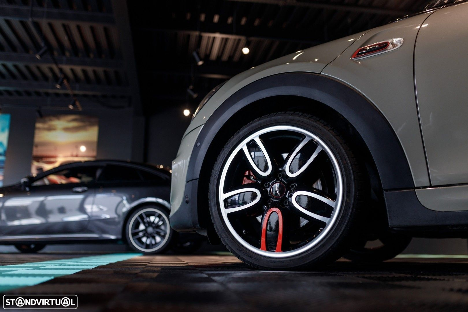 MINI 5 Portas Cooper S Aut. - 6