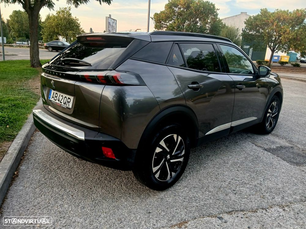 Peugeot 2008 1.2 PureTech Allure - 8