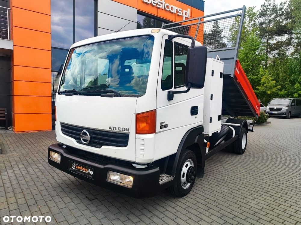 Nissan Atleon - 2