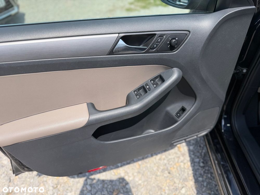 Volkswagen Jetta 1.4 TSI DSG Comfortline - 8