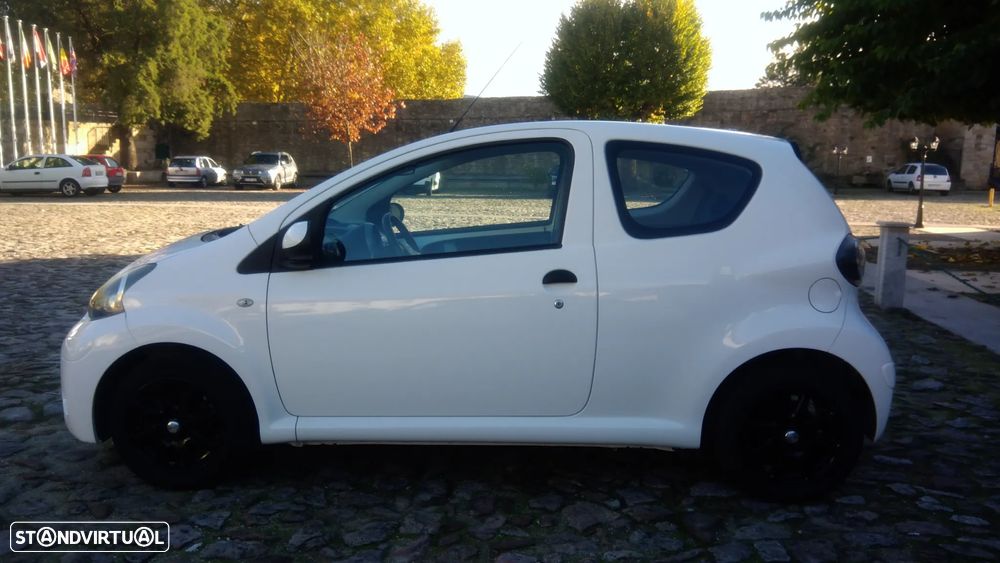 Toyota Aygo 1.0 - 3