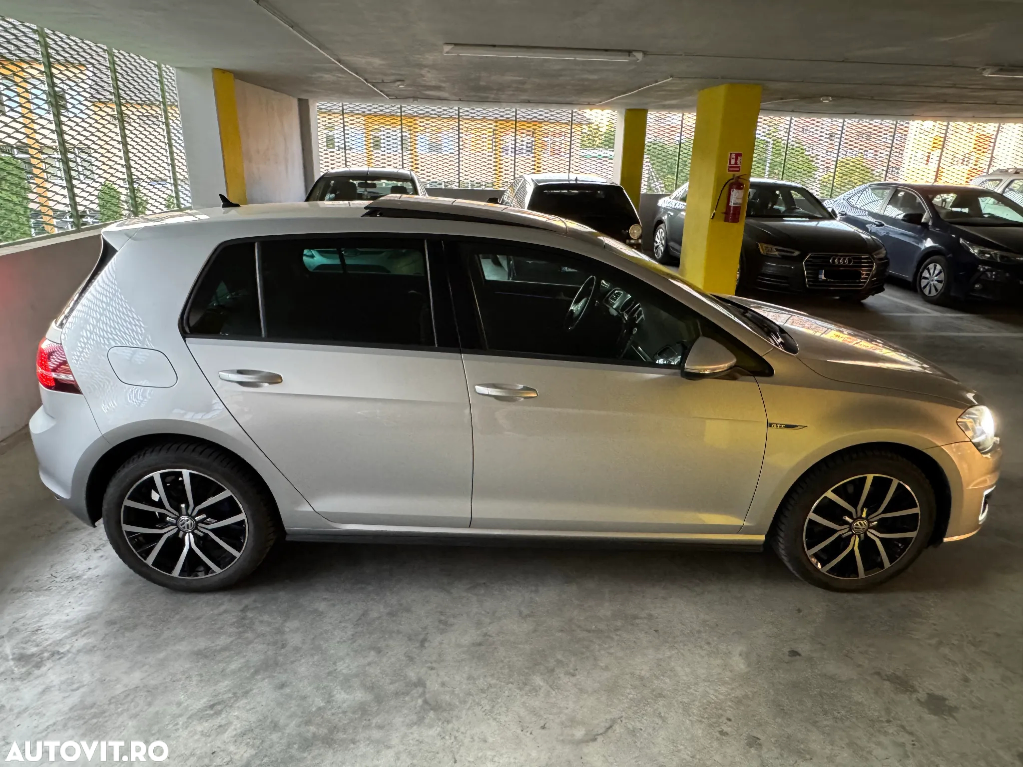 Volkswagen Golf 1.4 GTE Plug-In-Hybrid DSG - 8