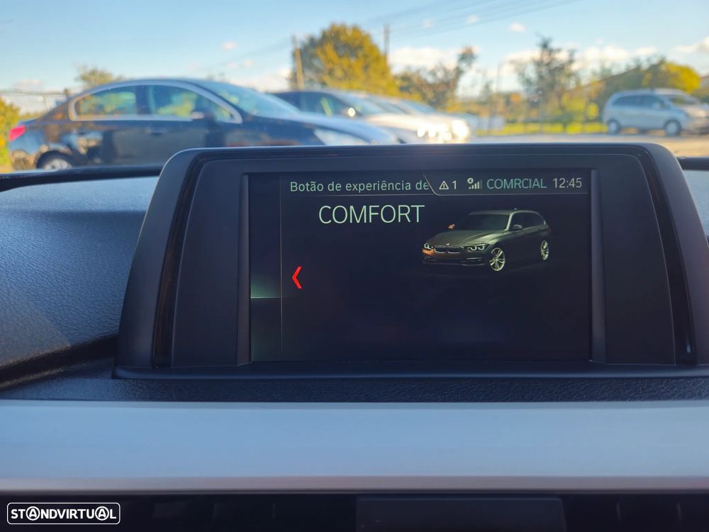 BMW 318 d Touring Advantage Auto - 32