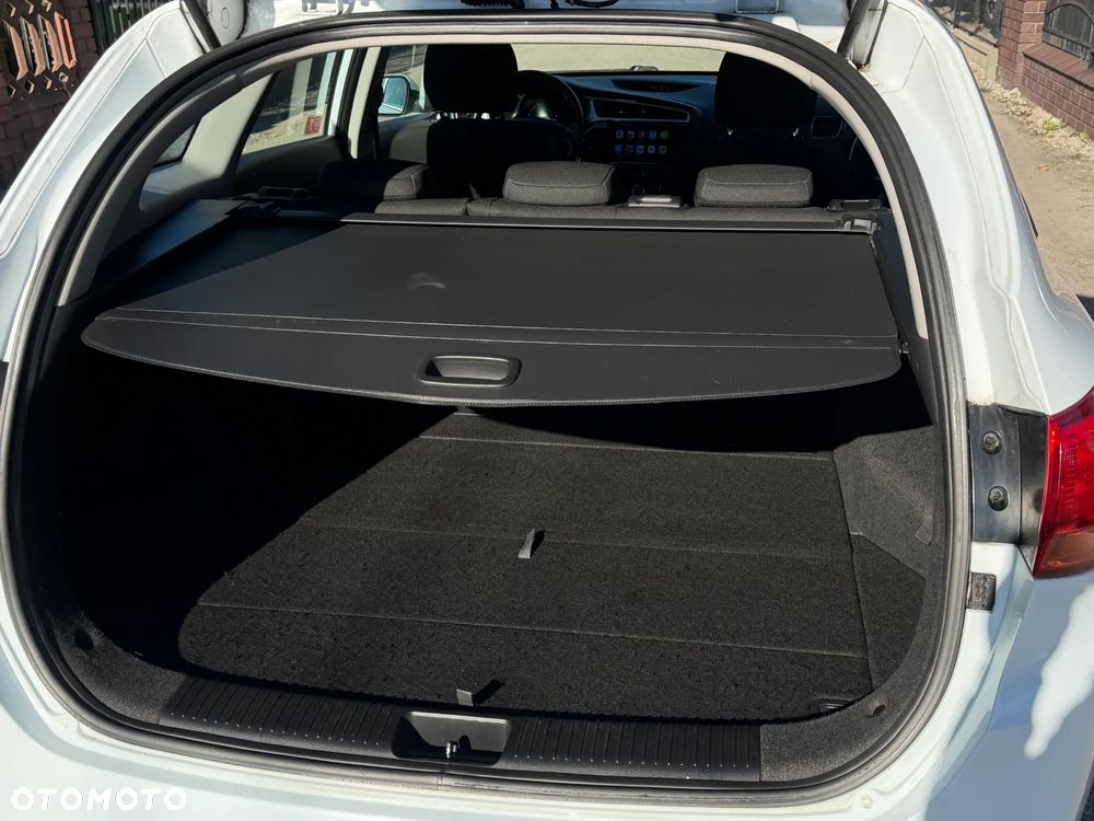 Kia Ceed 1.4 S - 36