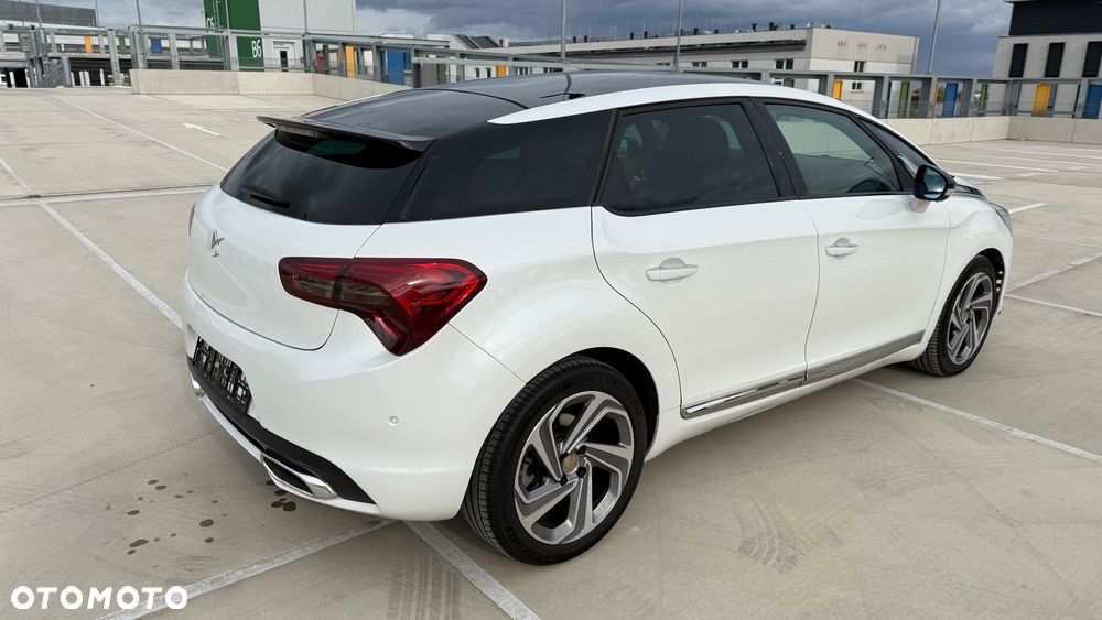 Citroën DS5 Hybrid4 EGS6 SportChic - 9