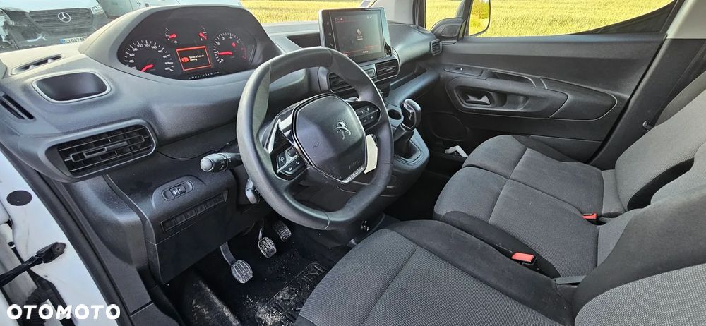 Peugeot Partner - 11