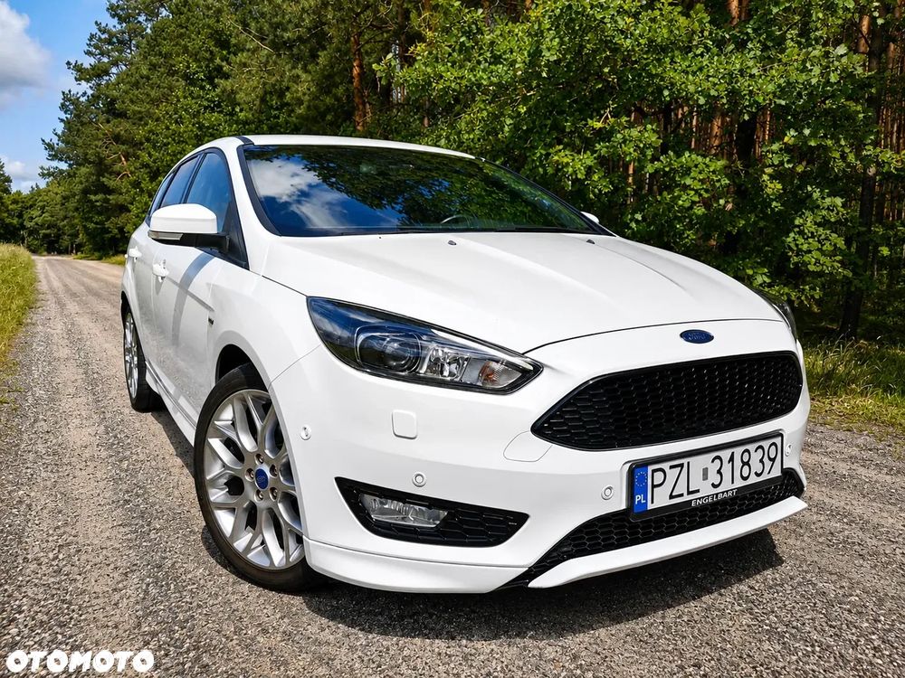 Ford Focus 1.5 EcoBoost ST-Line - 4