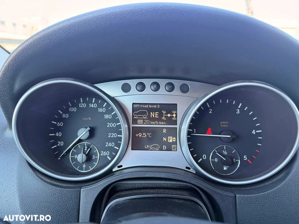 Mercedes-Benz ML - 8