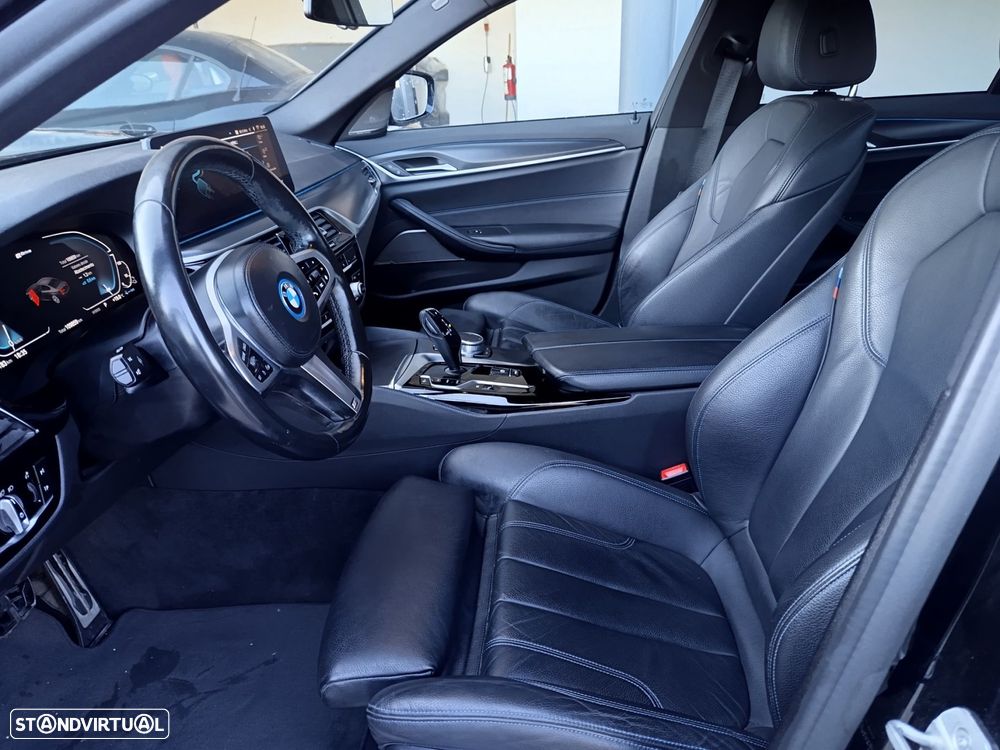 BMW 530 e Pack M - 24