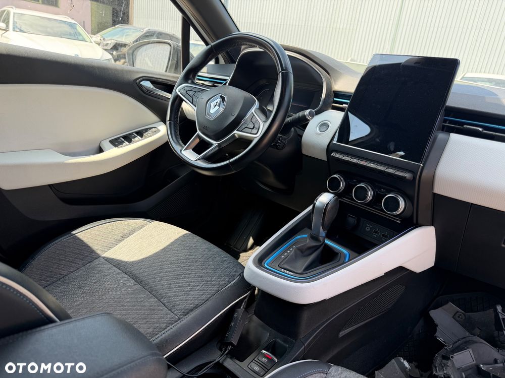 Renault Clio - 7