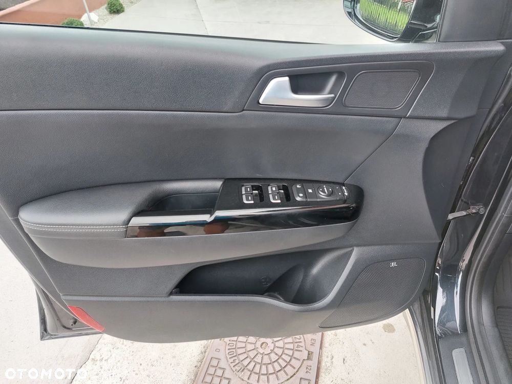 Kia Sportage 1.6 T-GDI AWD GT Line - 12