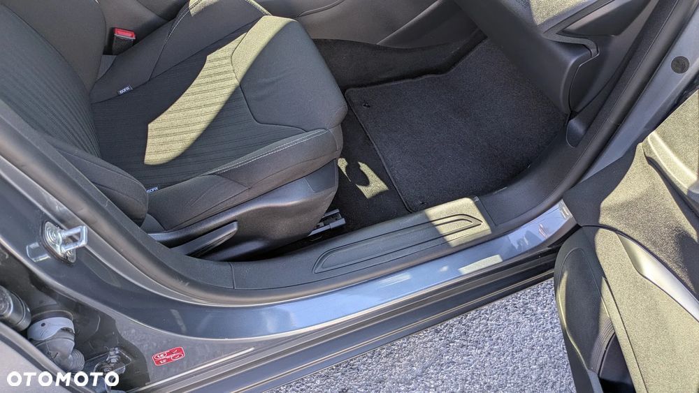 Citroën C5 2.0 HDi Confort - 34