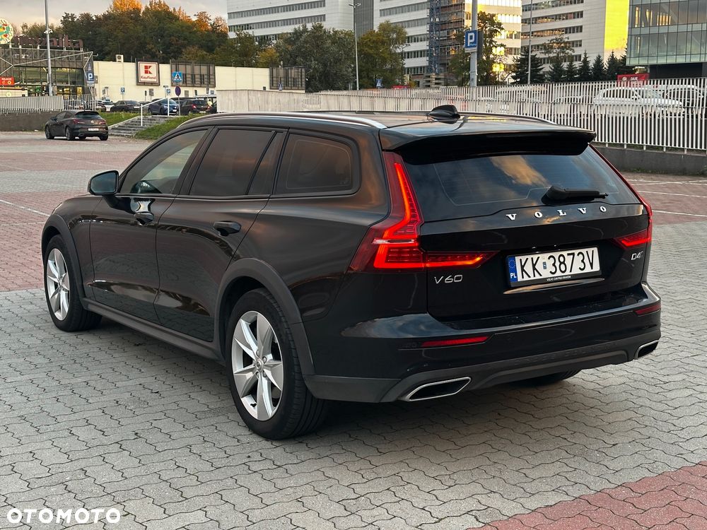 Volvo V60 Cross Country D4 AWD - 4