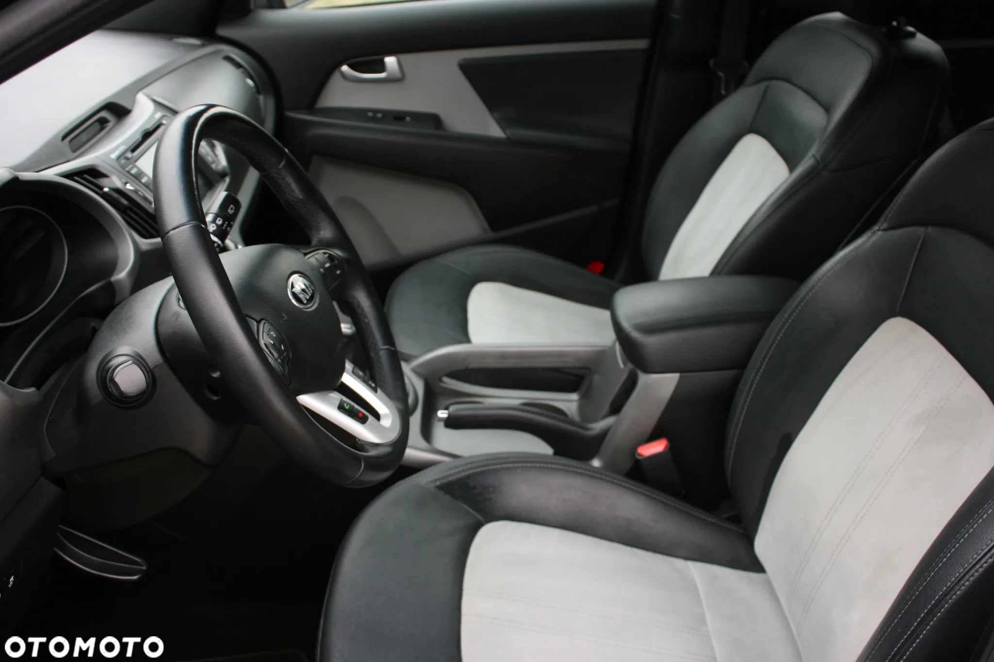 Kia Sportage 1.6 GDI 2WD Dream-Team Edition - 24