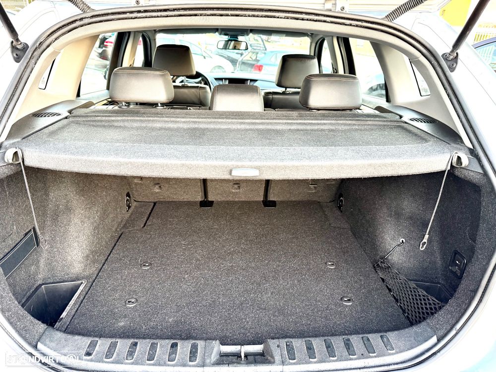 BMW X1 18 d sDrive Auto xLine - 12