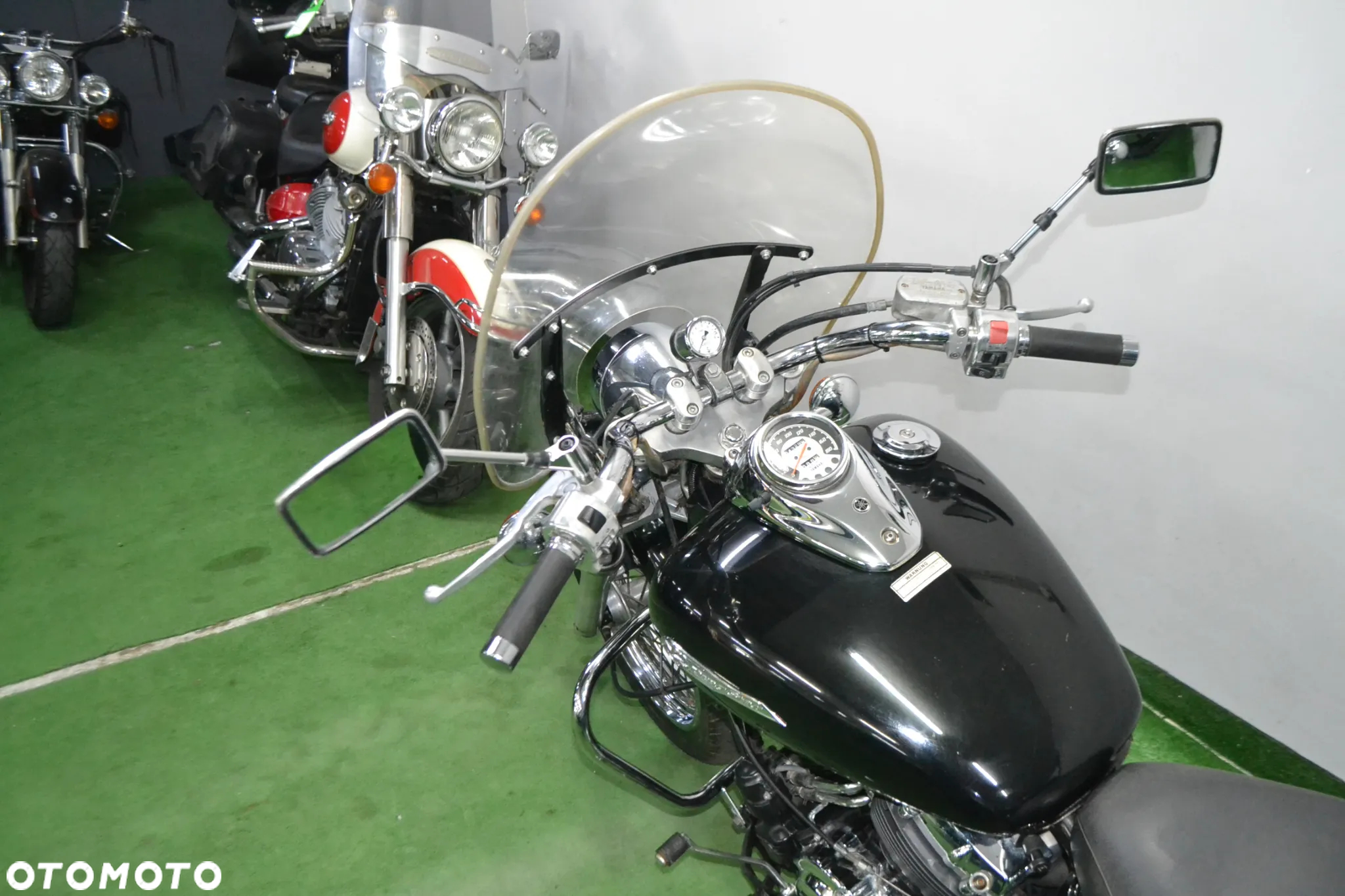 Yamaha XVS - 11