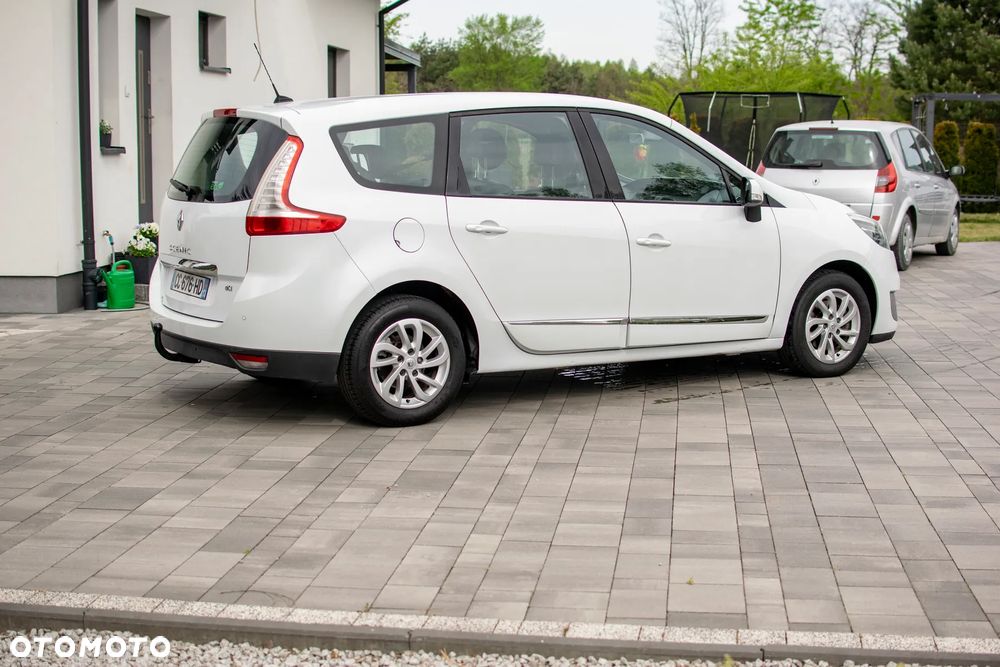 Renault Grand Scenic - 14