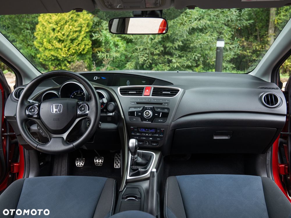 Honda Civic 1.8 i-VTEC Sport - 32