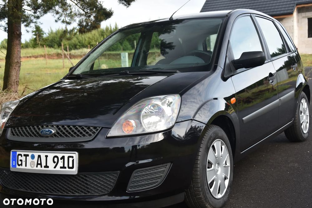 Ford Fiesta ver-1-3-black-magic - 16