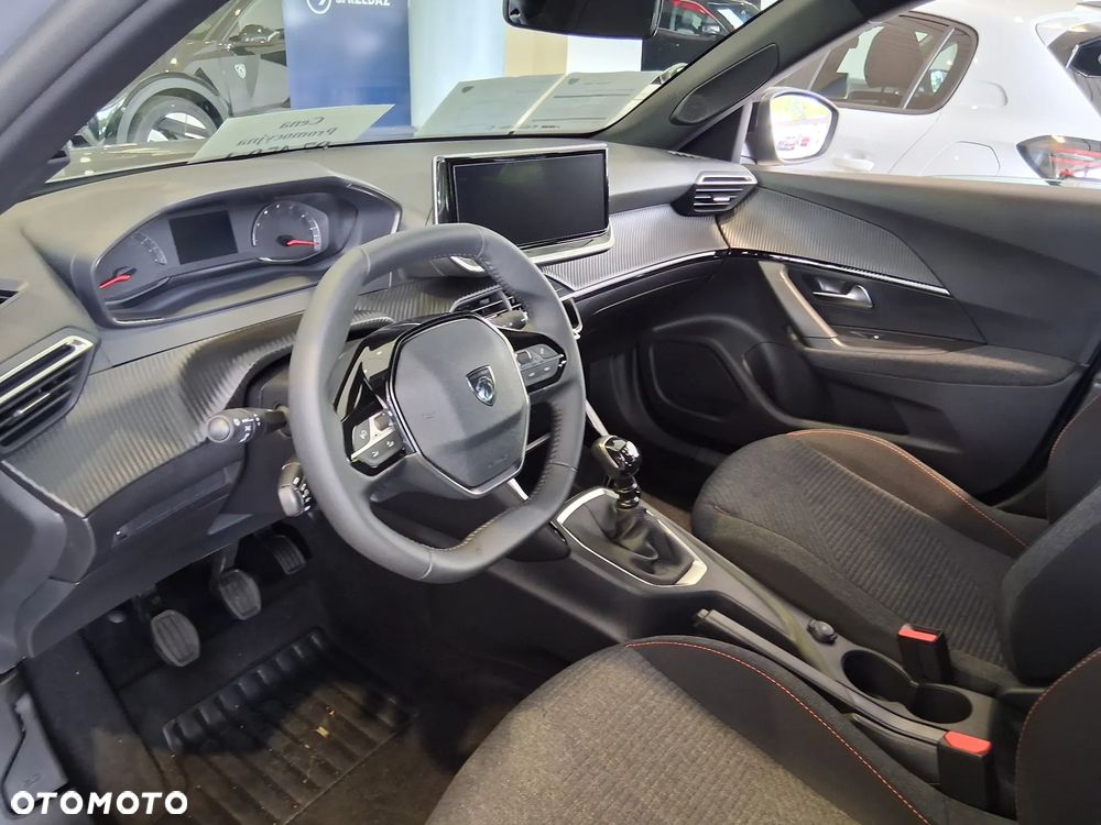 Peugeot 2008 - 6