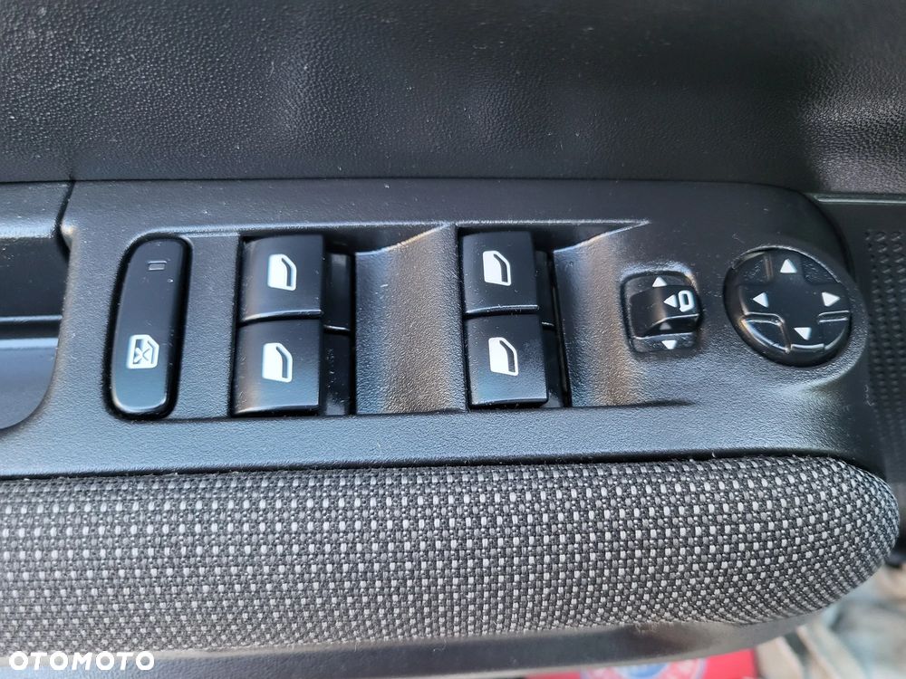 Citroën C3 Aircross BlueHDI 100 Stop & Start Shine - 19