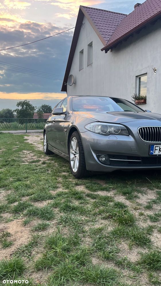 BMW Seria 5 525d - 3