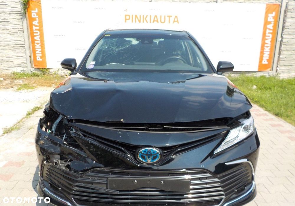 Toyota Camry - 2