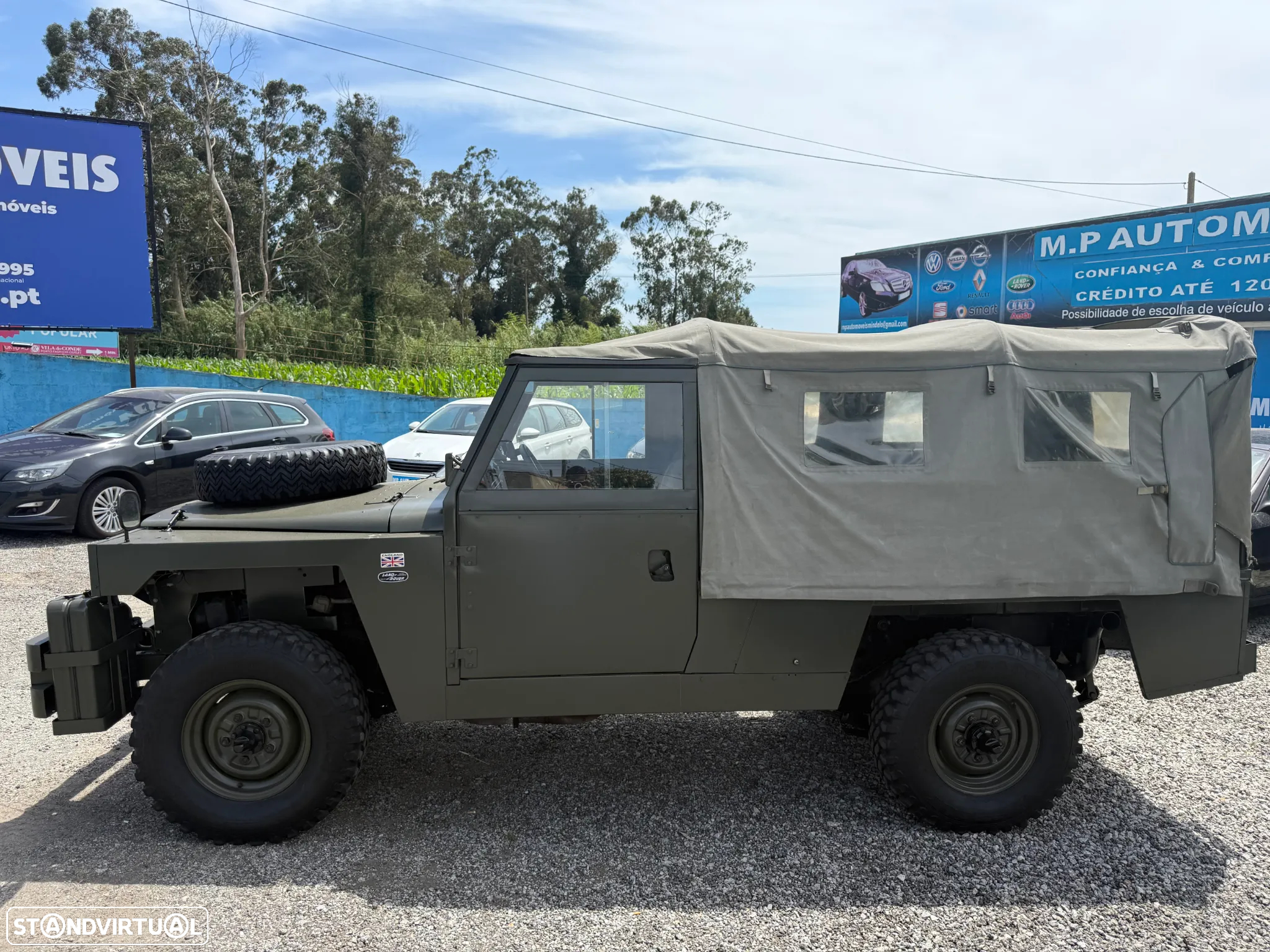 Land Rover Defender - 4