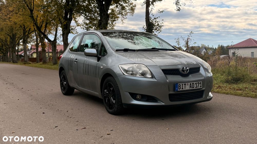 Toyota Auris 1.4 VVT-i Luna - 2