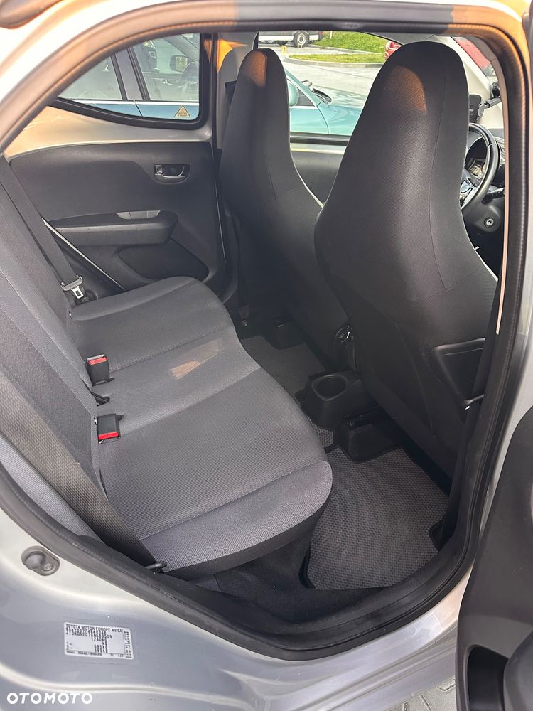 Toyota Aygo 1.0 VVT-i JBL Edition - 15