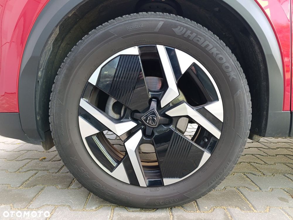 Peugeot 2008 PureTech 100 Allure S&S BVM6 - 40