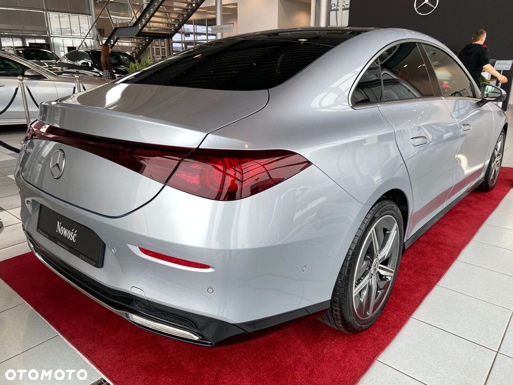 Mercedes-Benz CLA - 4