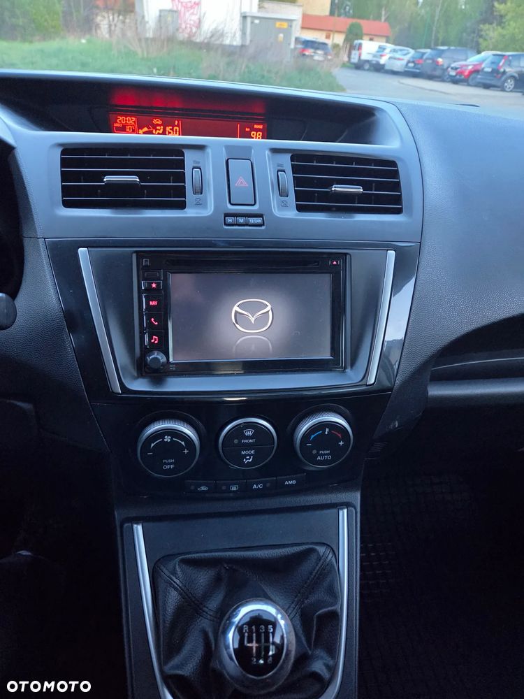 Mazda 5 - 16